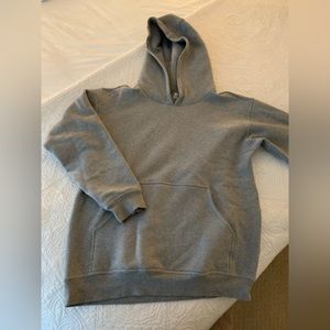 Lululemon super cozy hoody. Lightly worn. Size M.